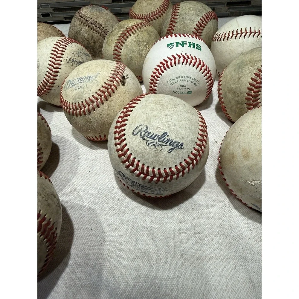 Lot Of 15 Baseballs & 1 Softball Diamond (4) Rawlings Worth Wilson Unbranded Vtg